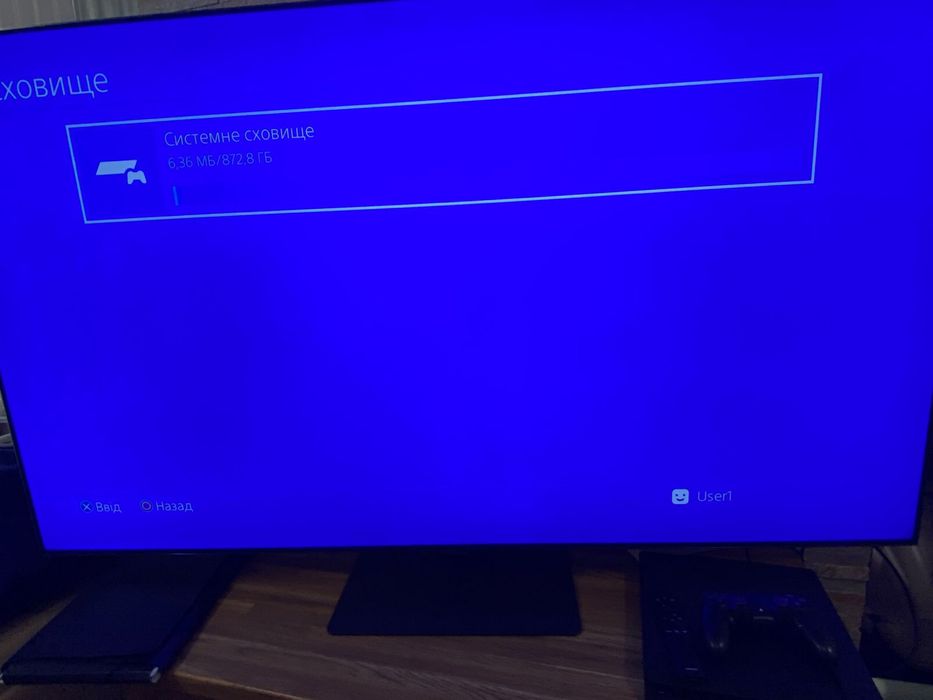 Продам Sony Playstaition 4