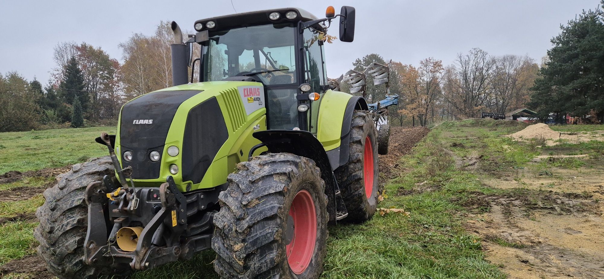 Ciągnik Claas  Axion 810 C-Matic