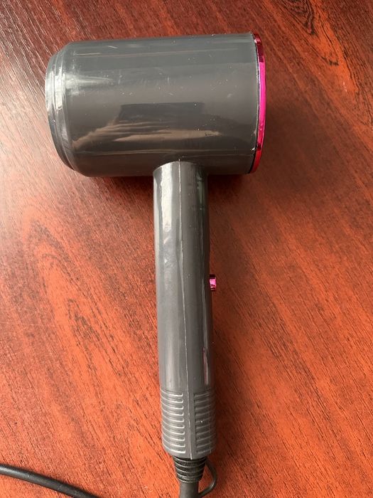 Фен для волос дайсон