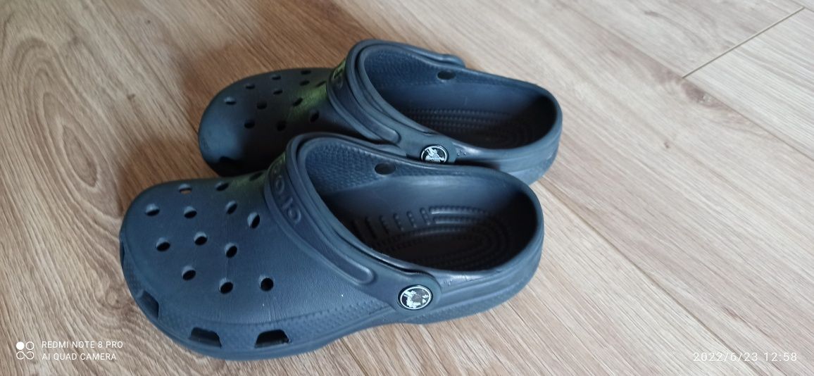 Crocs buty  klapki