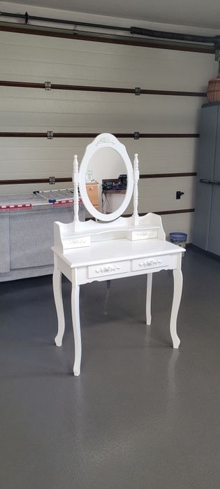 Toaletka dla dzieci i młodzieży