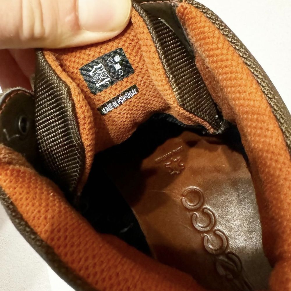 Зимові шкіряні кросівки ботінки Ecco Gore Tex 43 розмір