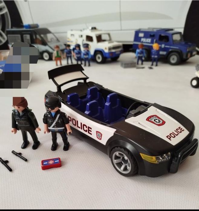 Playmobil. Полицейские наборы, машины инкассации, самолёт, мотоциклы.