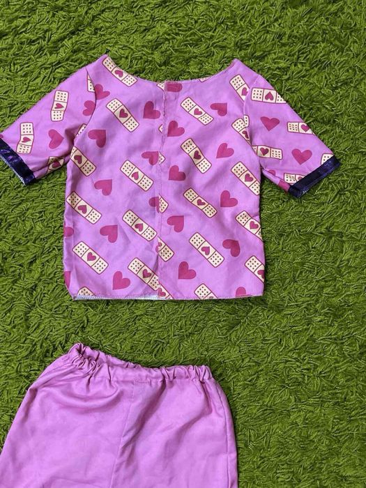 Ігровий костюм доктор Плюшева підійде на 3-6років