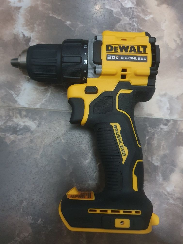 Аккумуляторный шуруповёрт DEWALT DCD 794  Atomic 20 V. USA.