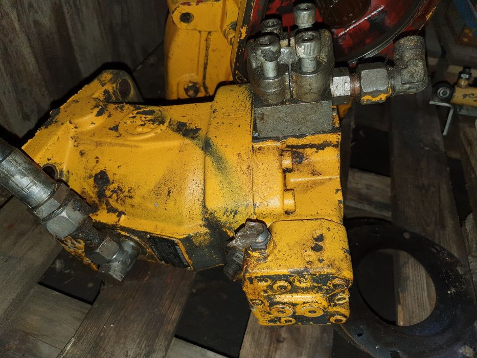 koparka mecalac 11 silnik jazdy hydromotor hydromatik A6VM 107 DA/60 W
