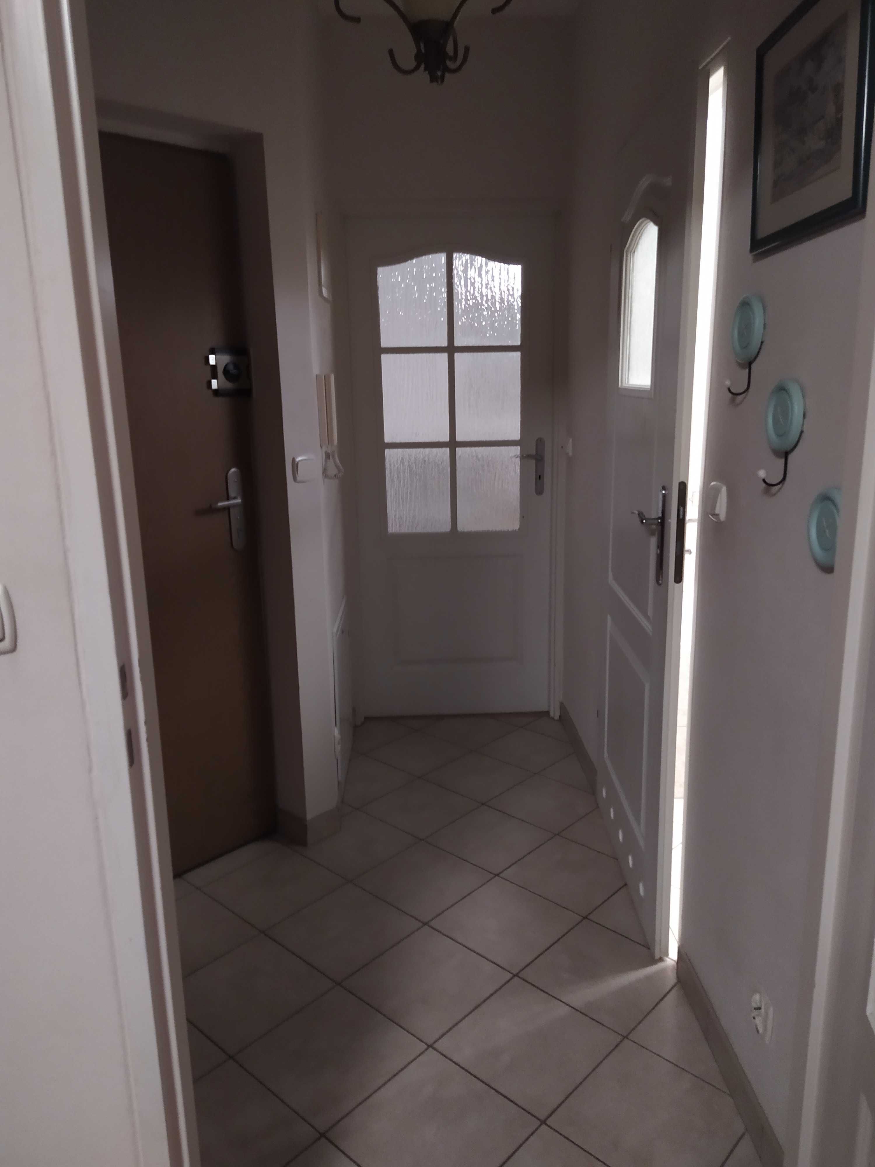 Przestronny apartament na Mokotowie z  balkonem i garażem bezpośrednio