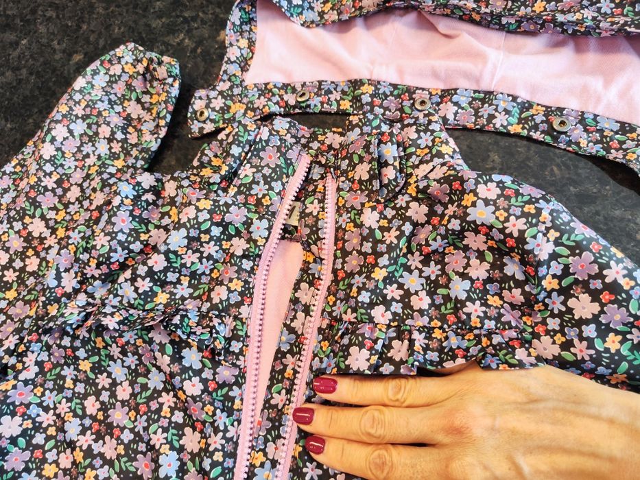 Casaco corta vento H&M 6 anos (110-116cm)