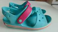 crocs  sandały roz 13 eur 34/35 okazja