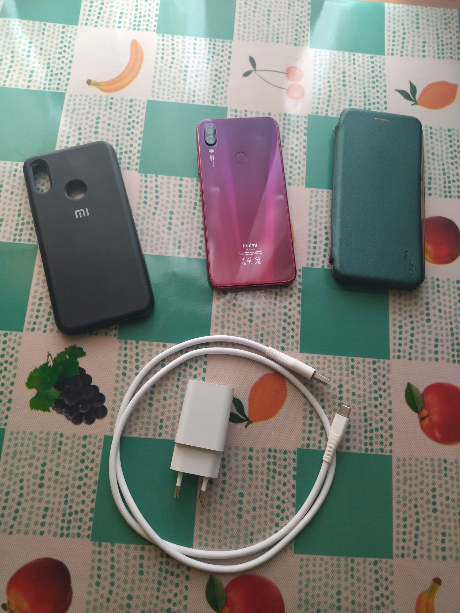 Продам смартфон Xiaomi Redmi Note 7 ,4/64