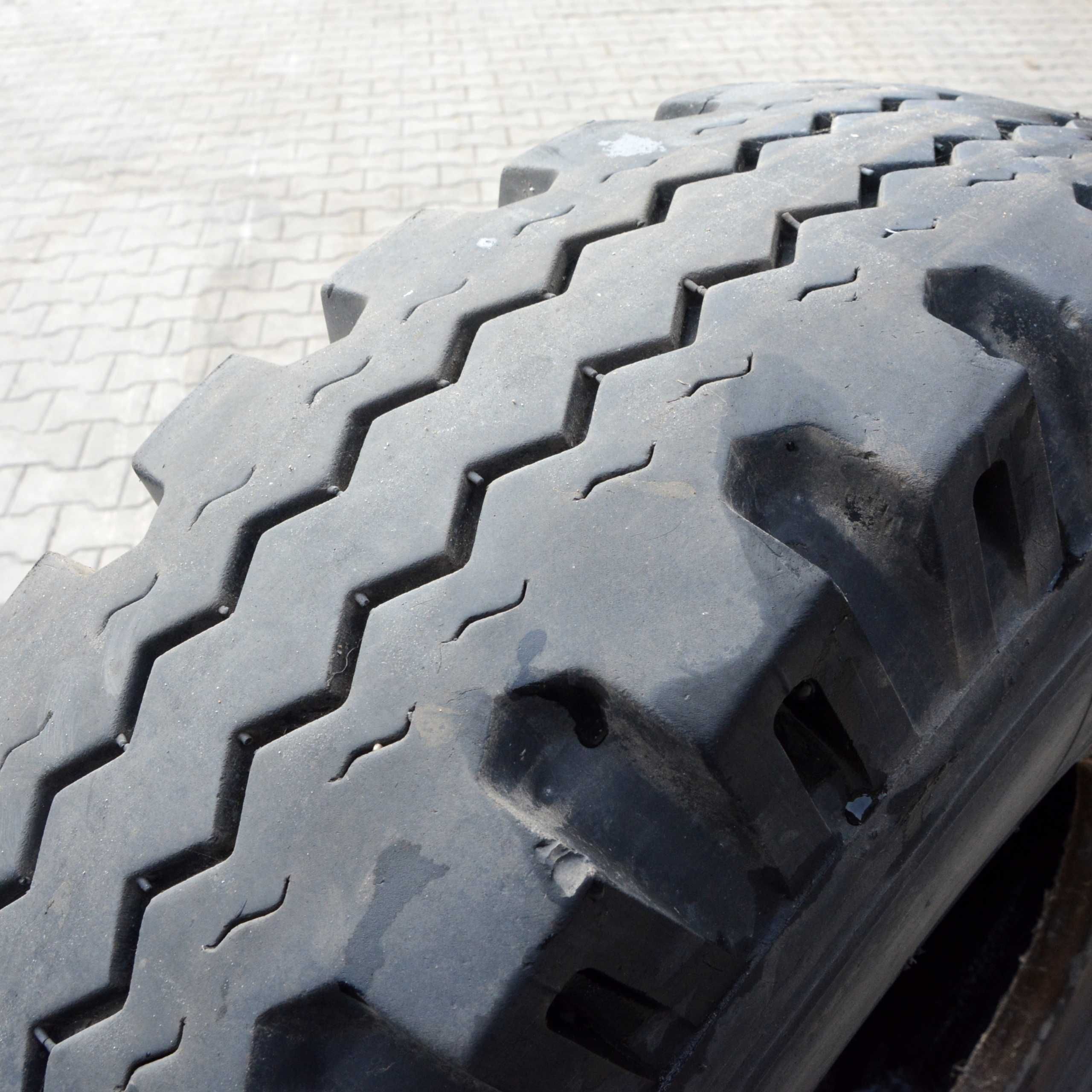 Opona Stomil 12.00 R20