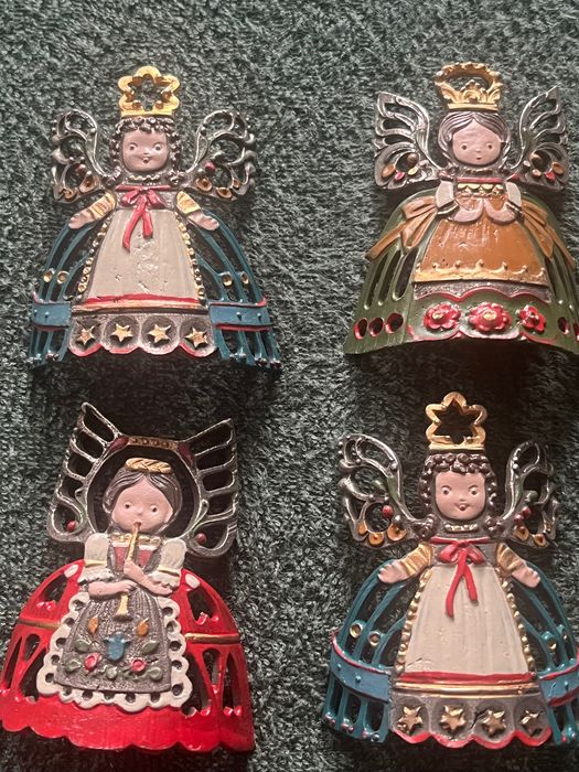 Cynowa figurka świąteczna vintage (niemiecka)