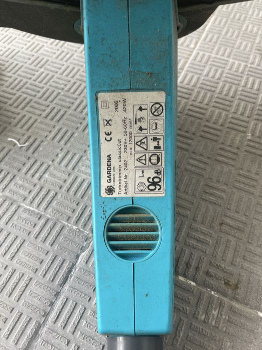 Aparador Eléctrico Gardena D-89079 ClassicCut