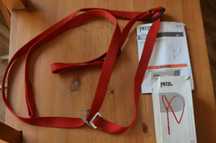 Szelki Petzl Torse. Lekkie, regulowane szeleczki do przyrządu Croll