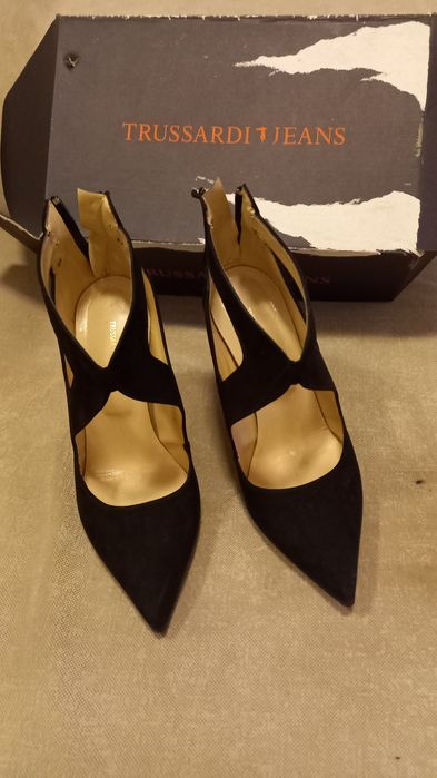 Sapatos em Camurça Trussardi