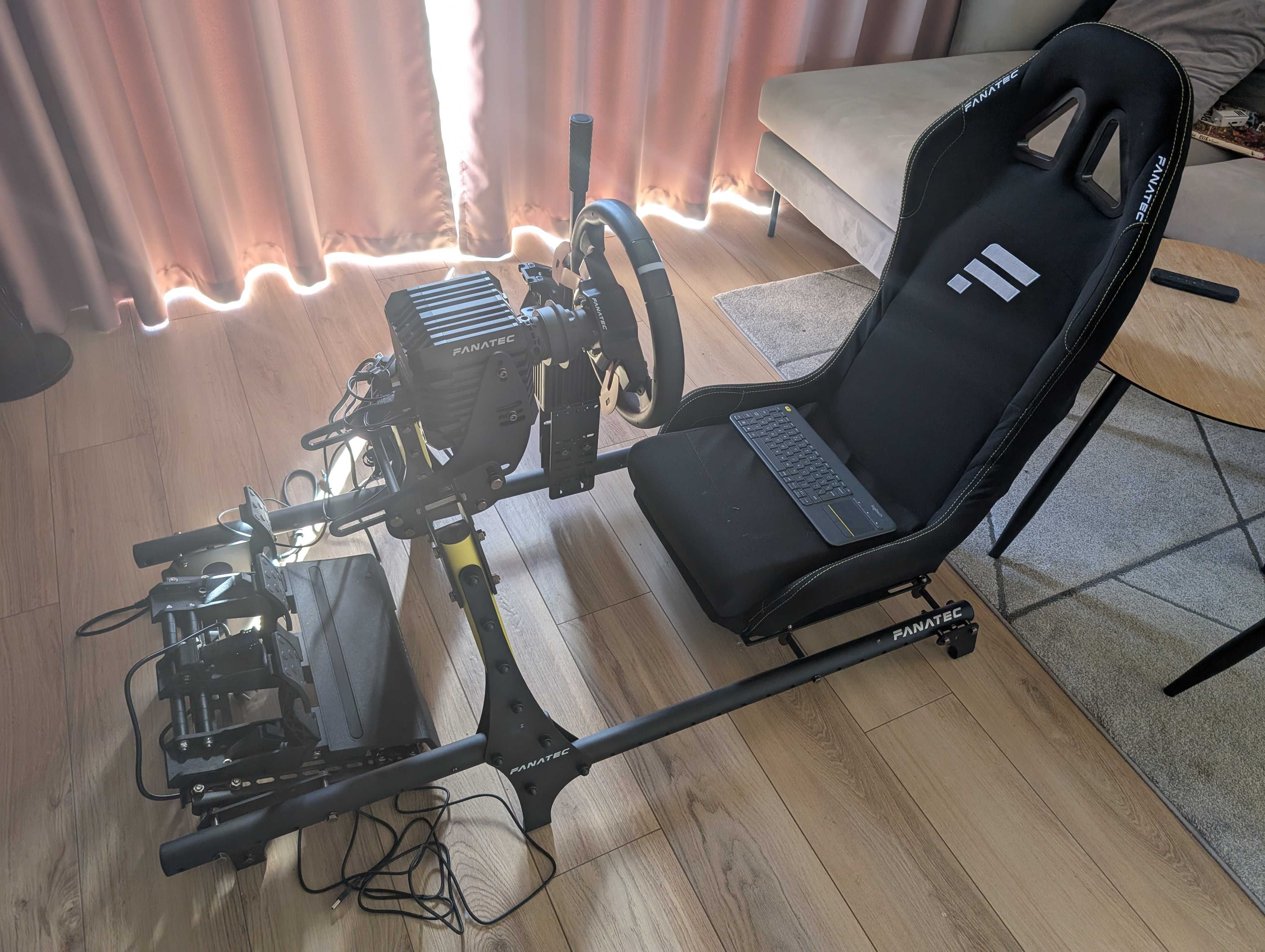 Zestaw Fanatec / Sim Racing / wyścigi / kierownica / gaming