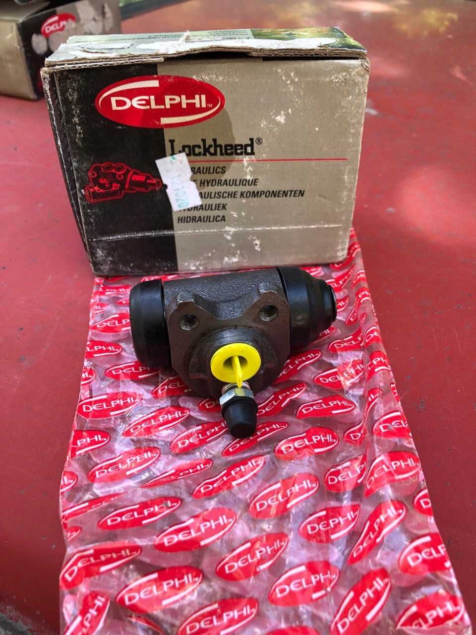 Гальмівний циліндр DELPHI LW21831 новий (не підійшов)