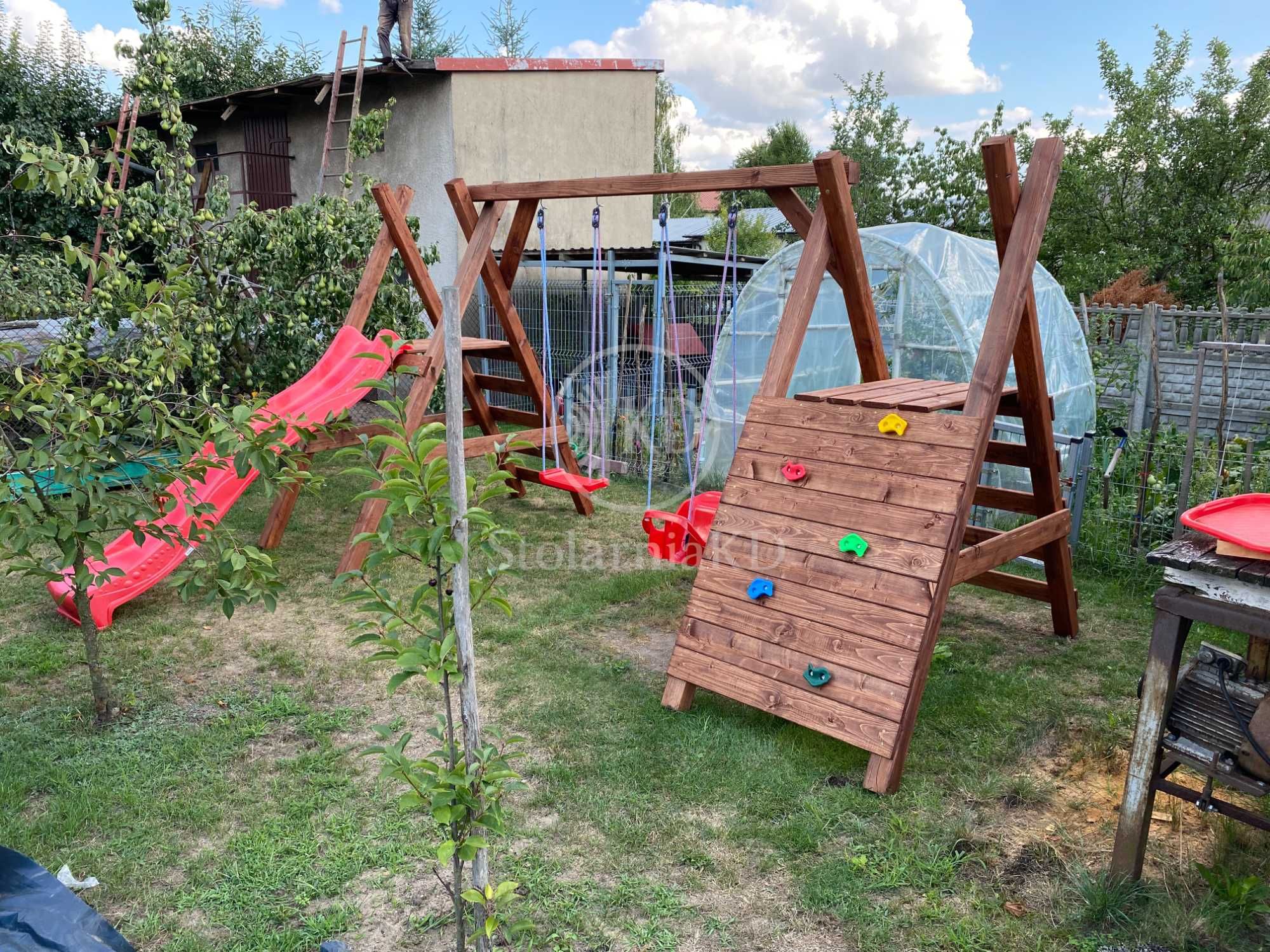 Plac Zabaw dla dzieci zjeżdżalnia Bujaczki Domek Huśtawka dziecka