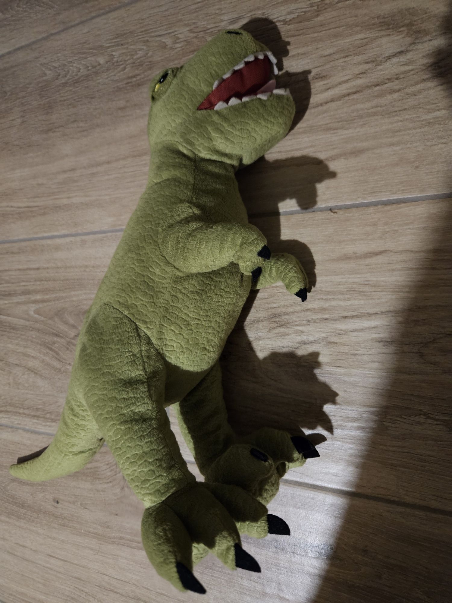 Pluszowy dinozaur rex