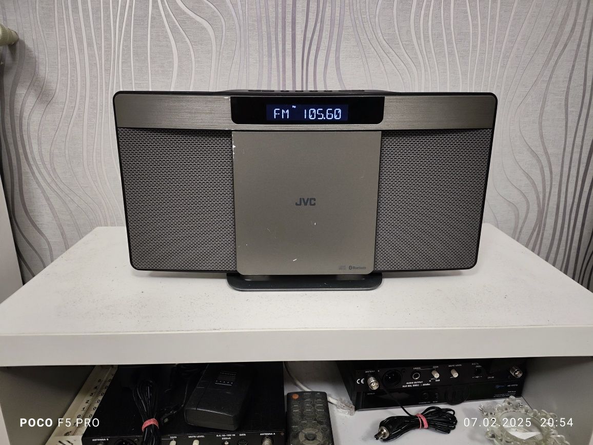 JVC RD-D227B бездротова Hi-Fi система Bluetooth,FM,DAB,USB