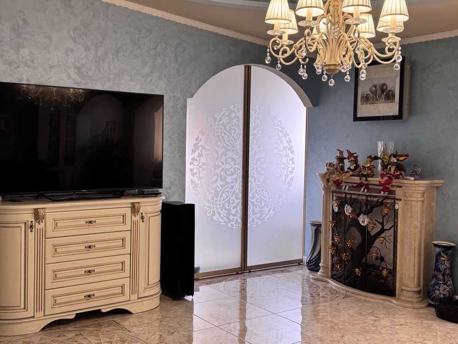 150 тыс.$ ПРОДАЖА / Квартира в центре с ремонтом 150м2 / Гагарина /