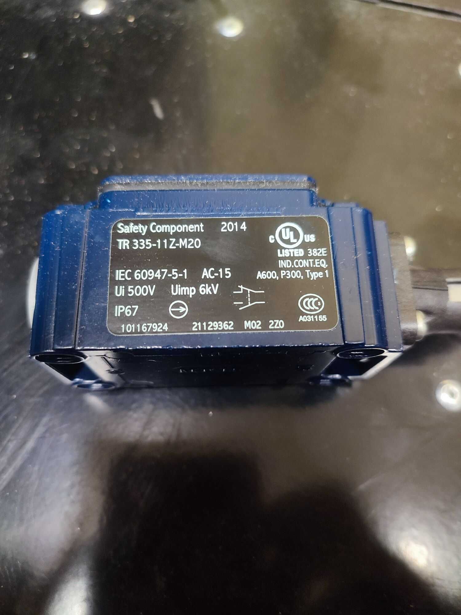 Wyłącznik krańcowy SCHMERSAL Z332-11Z-M20
