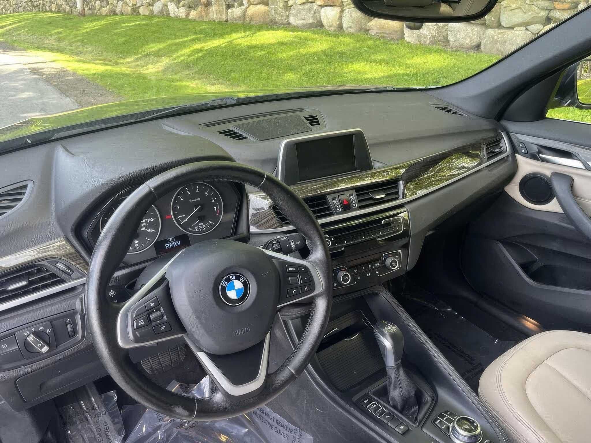 2017 BMW X1 xDrive28i