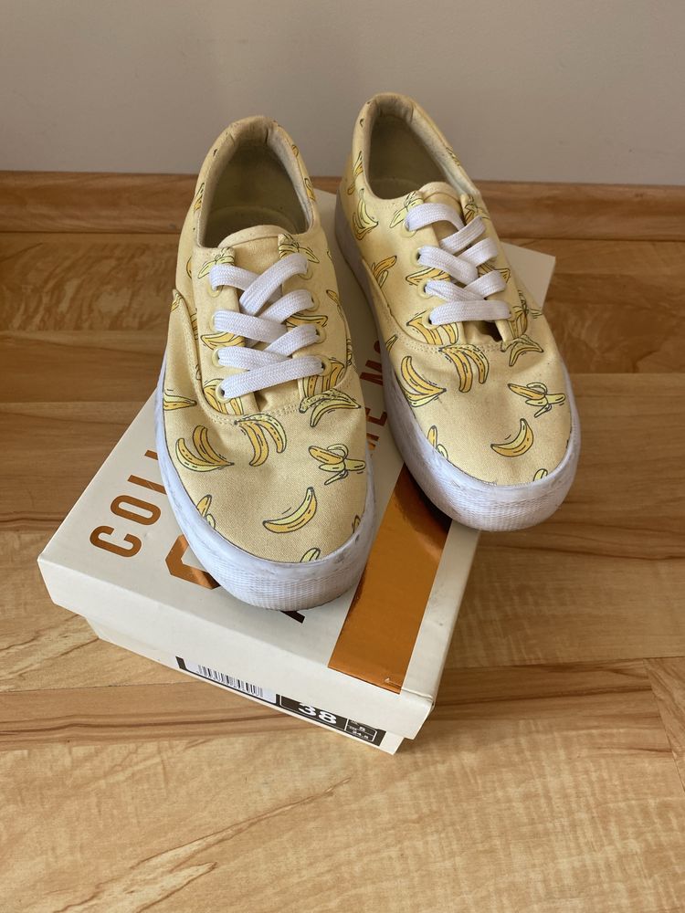 Buty z nadrukiem
