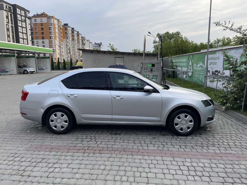 skoda oktavia a7 active 1,6 mpi/81kw