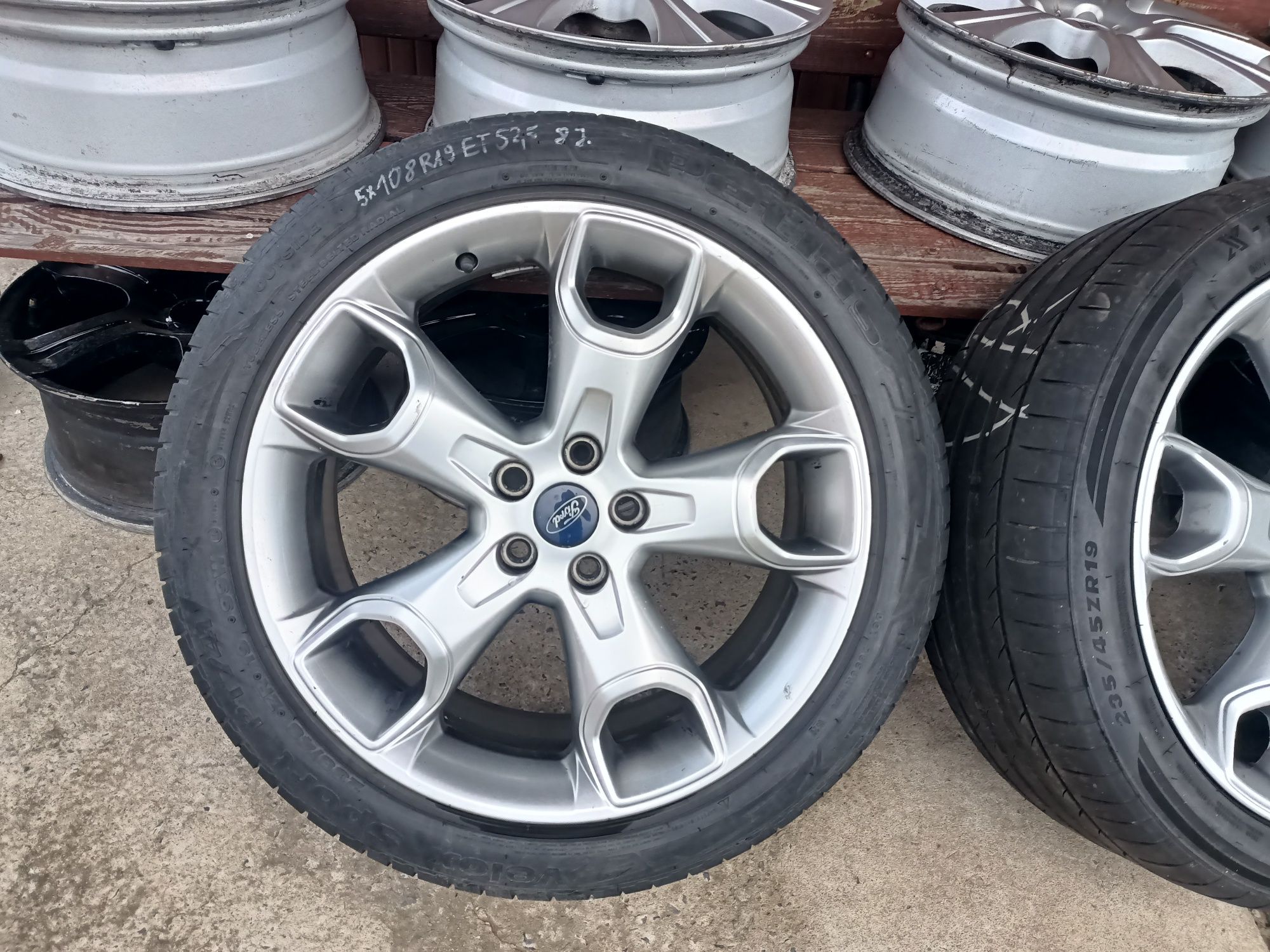 Felgi 5x108 R19 Ford