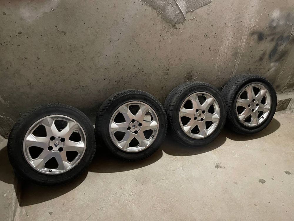 Диски R16 4/100 з резиною (PAX system броньовані) Michelin Renault