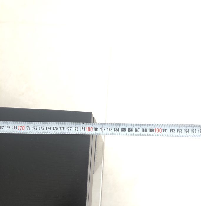 Mesa e aparador de sala de jantar