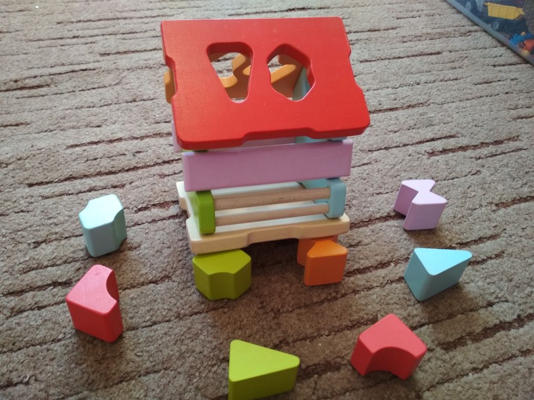 Drewniany Domek sorter firmy Cubika