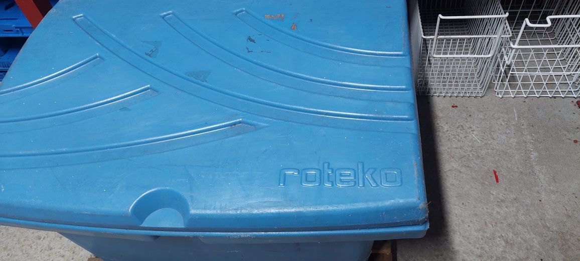 Skrzynia zbiornik na piasek sól zima