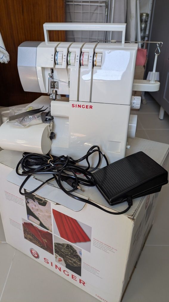 Singer Overlock - Corte e cose