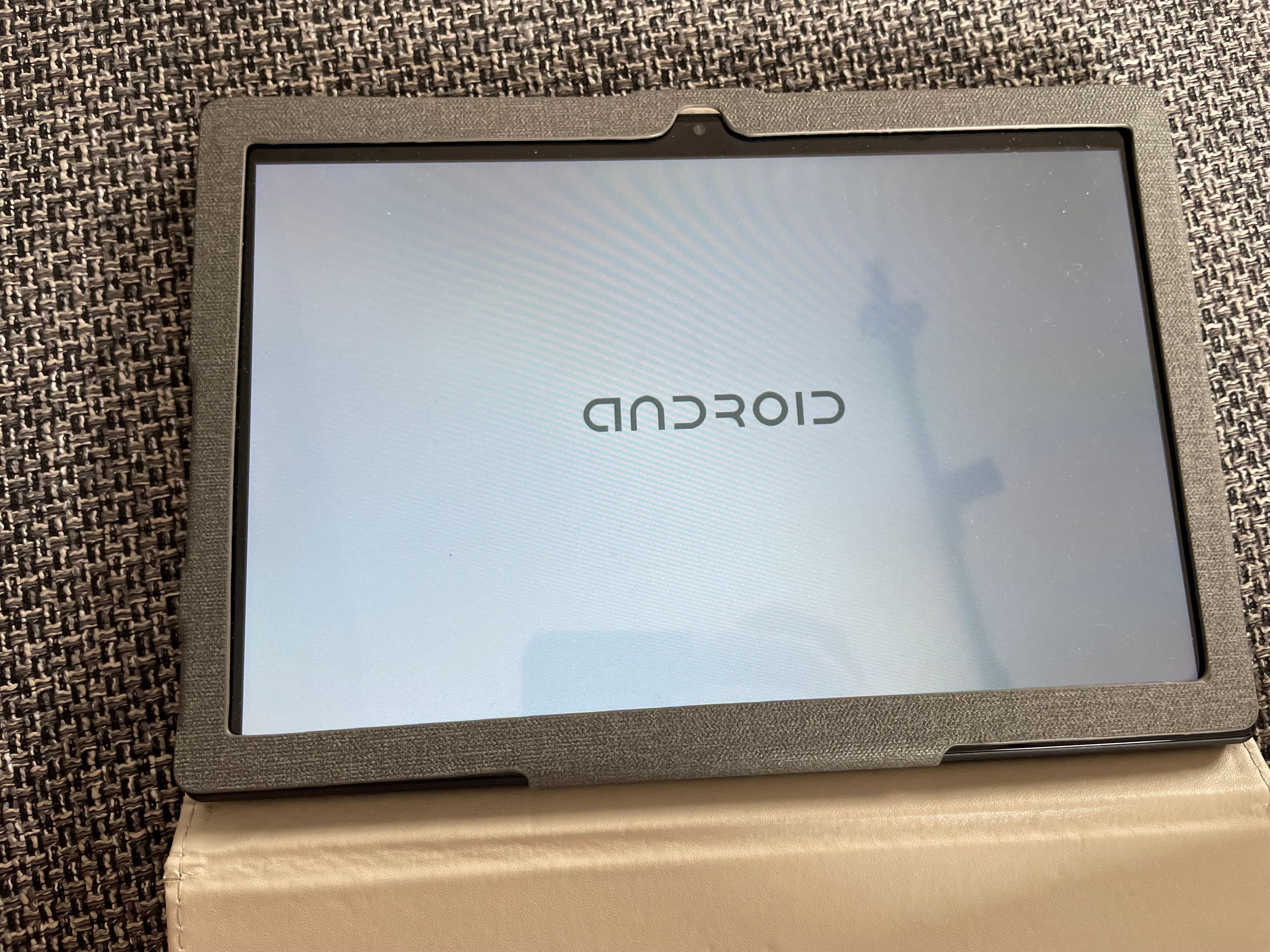 Prosty tablet w stylu MatePad Android. Idealny dla dziecka