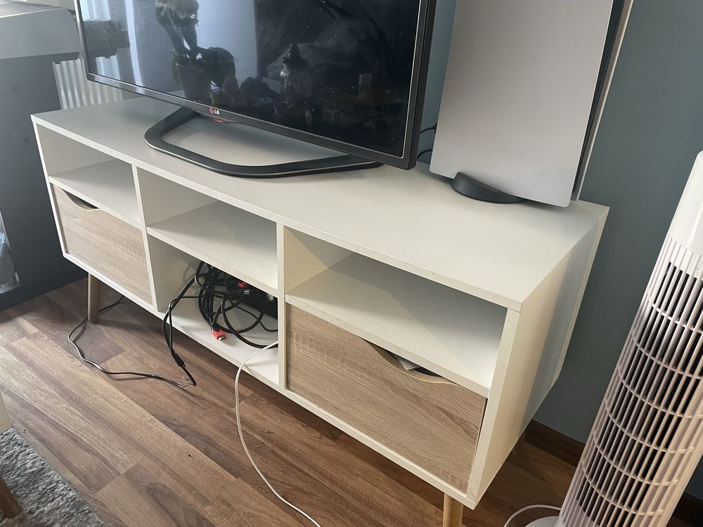 Zestaw mebli do salonu witryna/szafka RTV/stolik kawowy