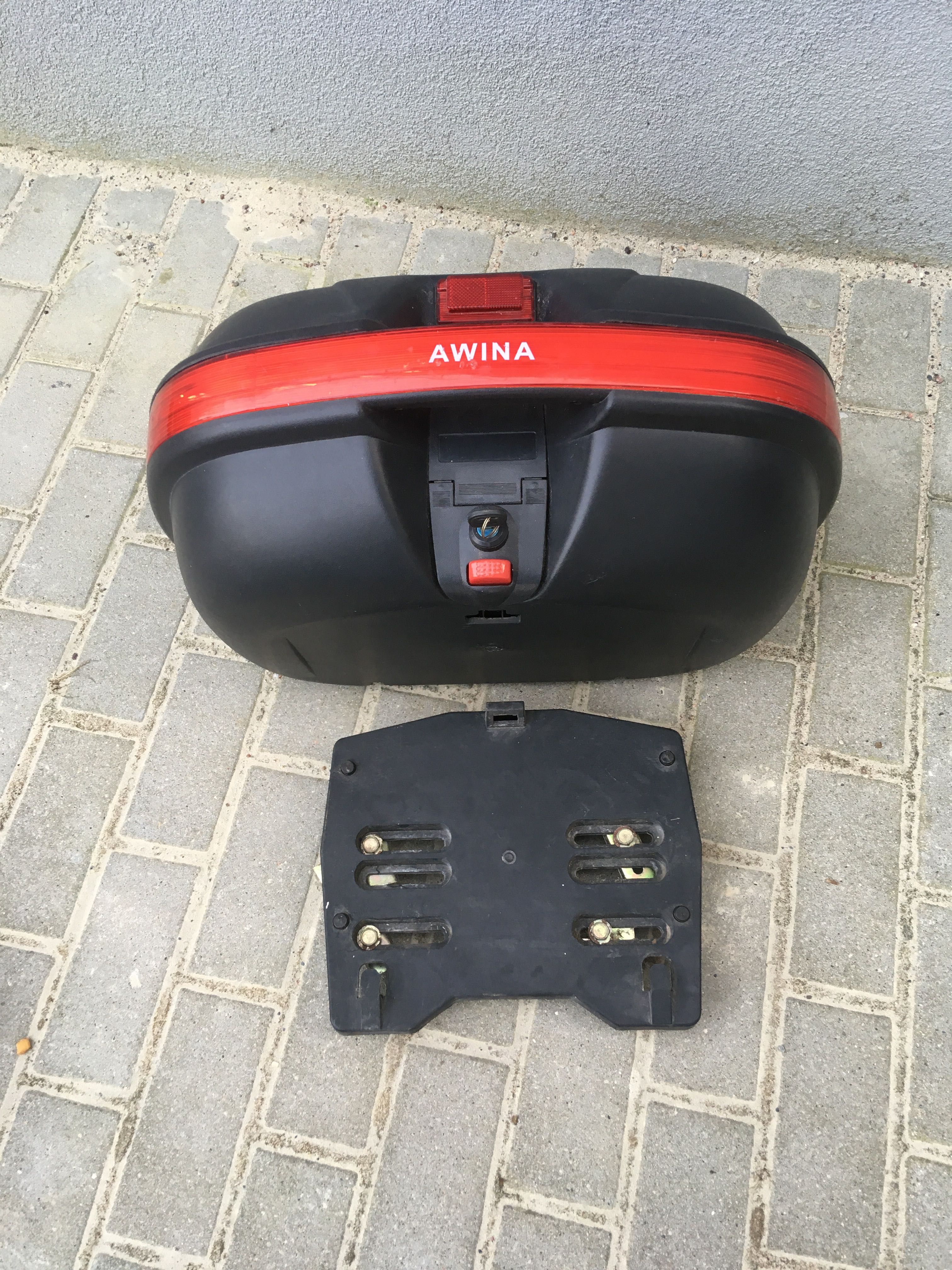 Kufer AWINA - Stelaz z płytą
