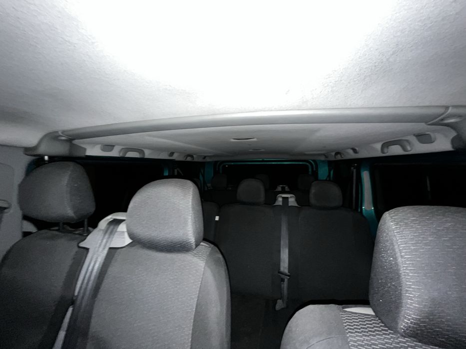 Renault Trafic Passenger 2009r 2.0 DCI 9- osobowy