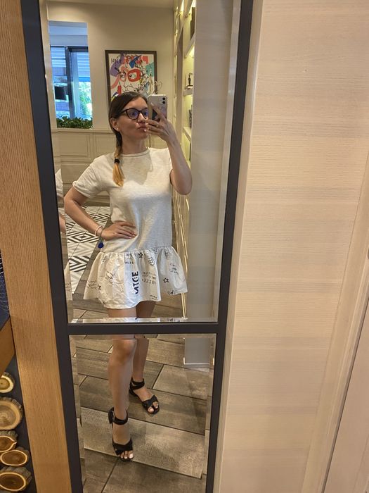 Серое белое платье Zara girls с воланом и принтом Сукня Турция Зара