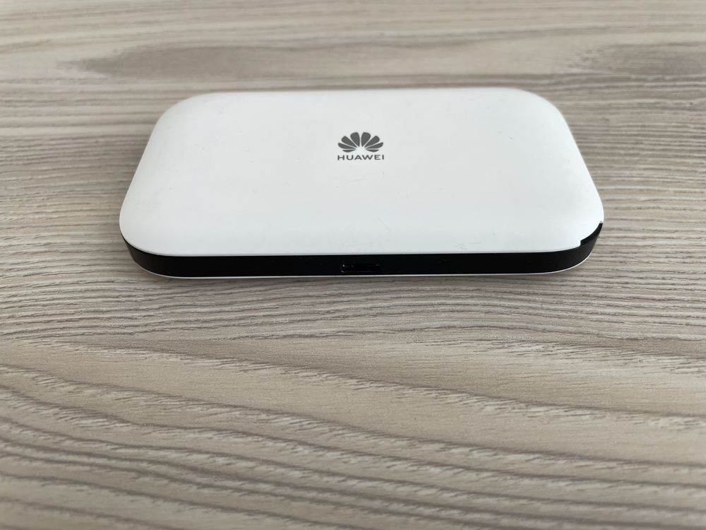 Мобільний 4G Wi-Fi роутер Huawei E5576-320
