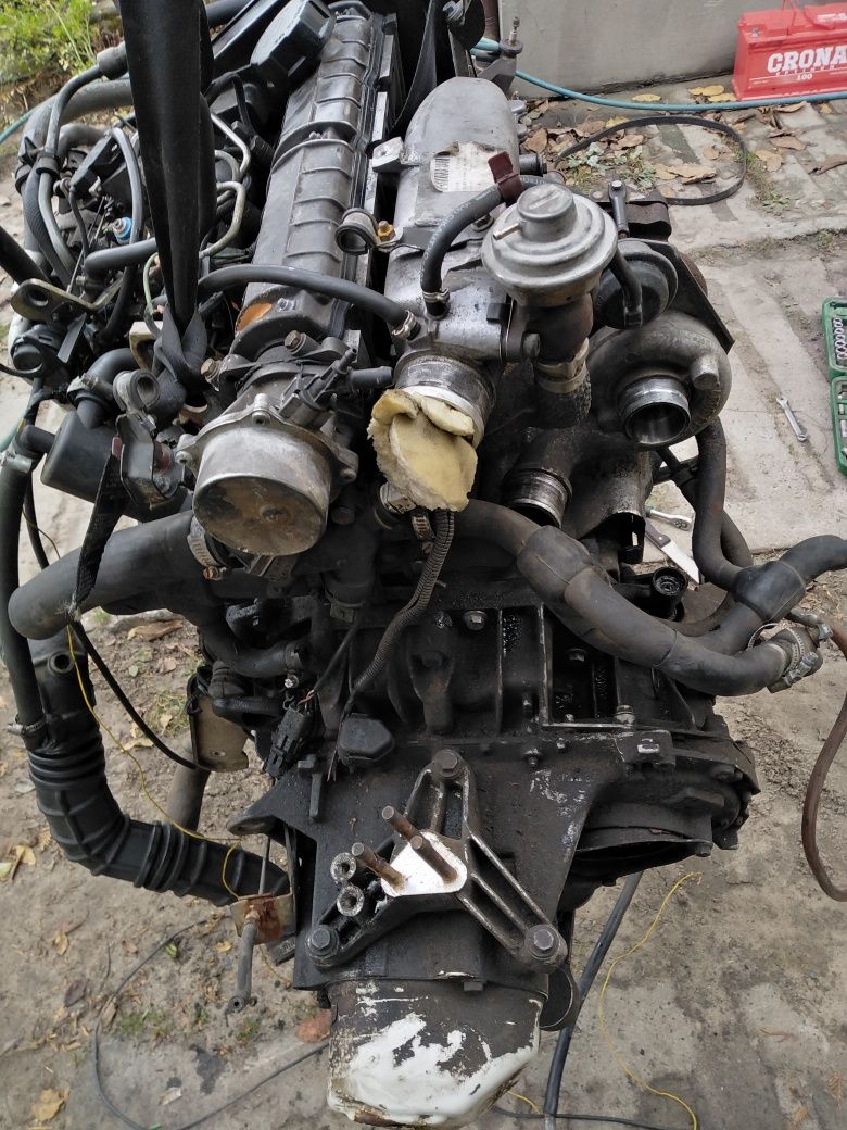 Двигун двигатель мотор Renault F8QT 1.9 TD volvo s40 carisma
