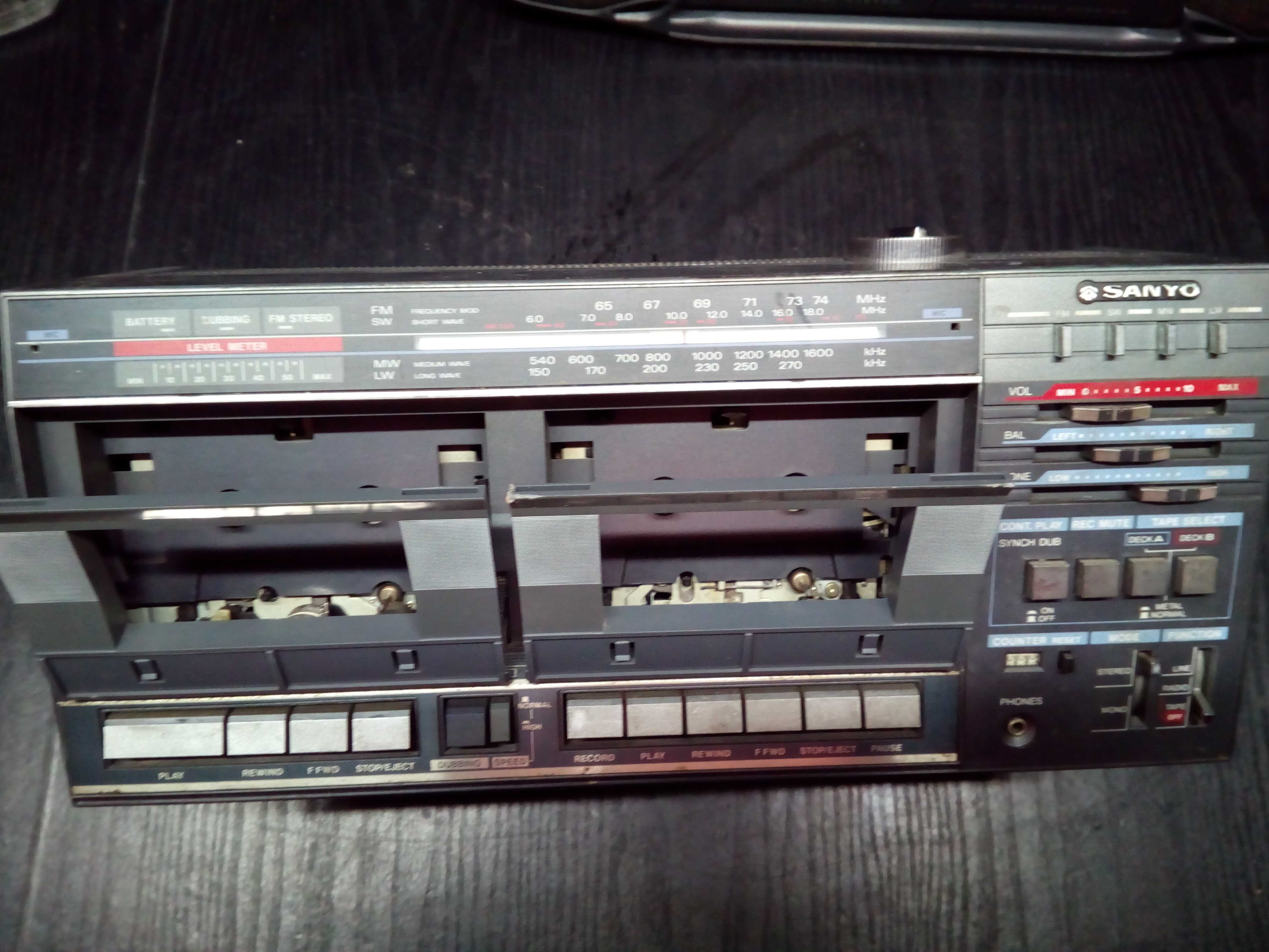 Boombox radio magnetofon aux radyjko sanyo