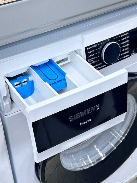 Пральна та сушильна машини Siemens IQ500 WG56G2M40 та WQ33G2D40