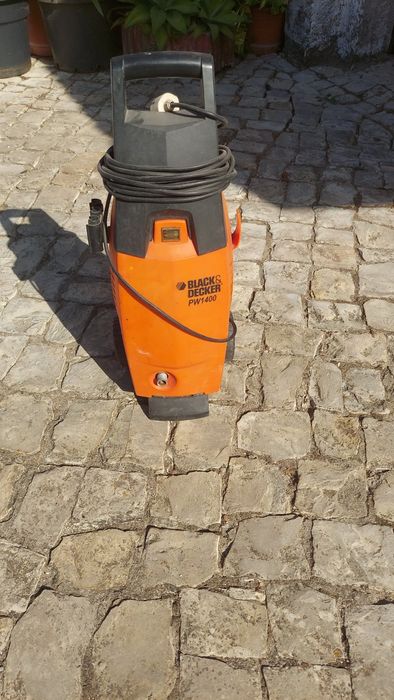 Máquina de pressão Black & Decker
