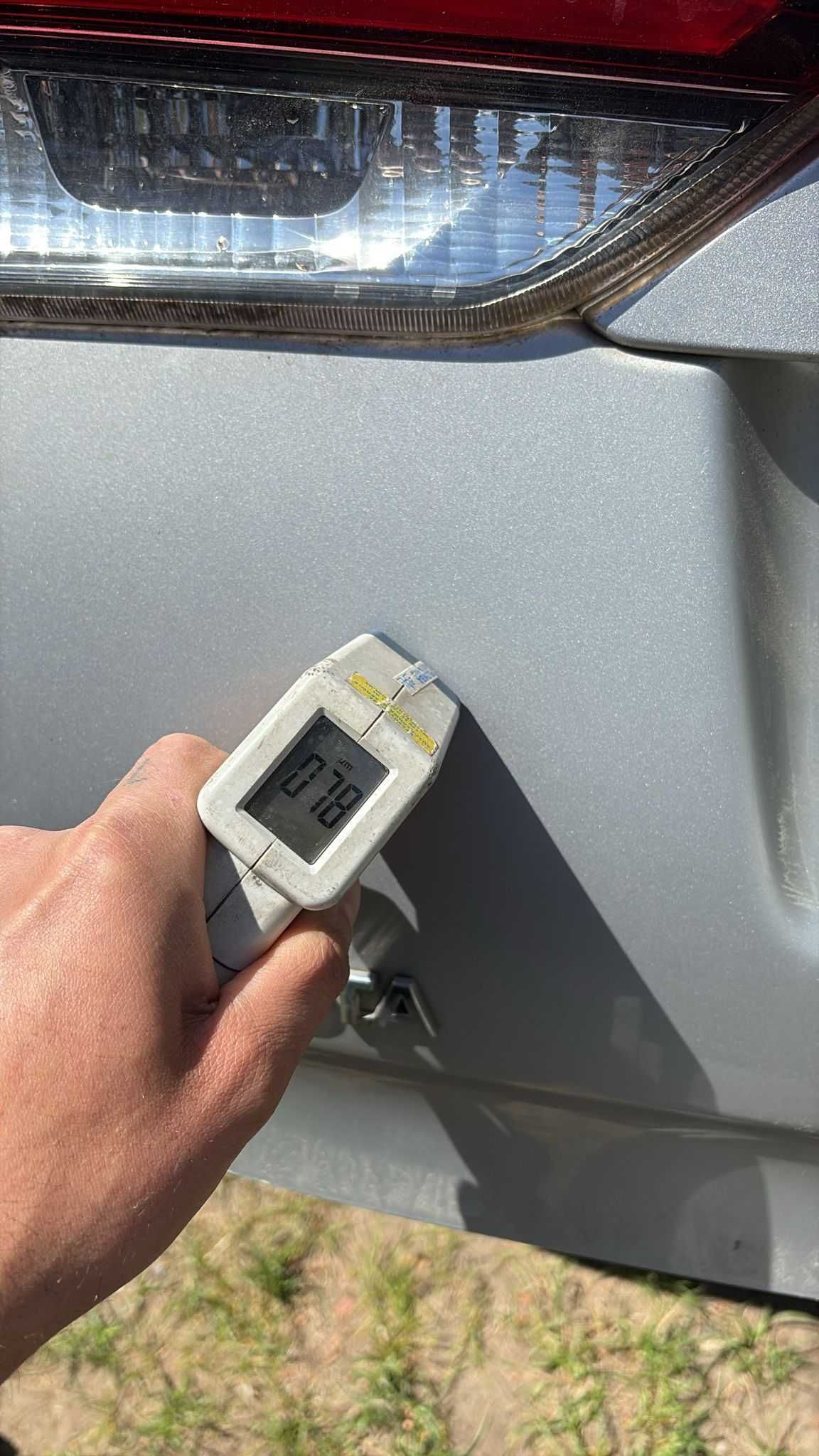Klapa tylna Toyota Auris II kombi lift – lakier 1F7, oryginał