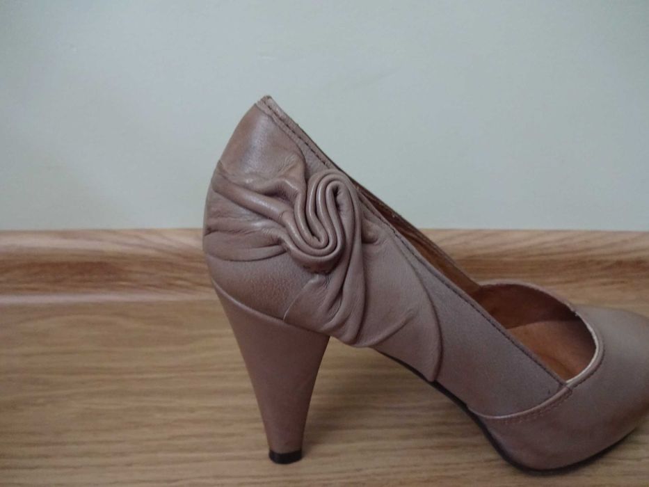 Ryłko 35 czółenka, jasny brąz, skóra