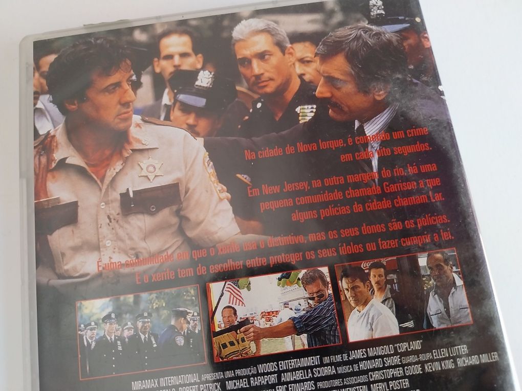Copland zona exclusiva Sylvester Stallone Harvey Keitel Robert de Niro