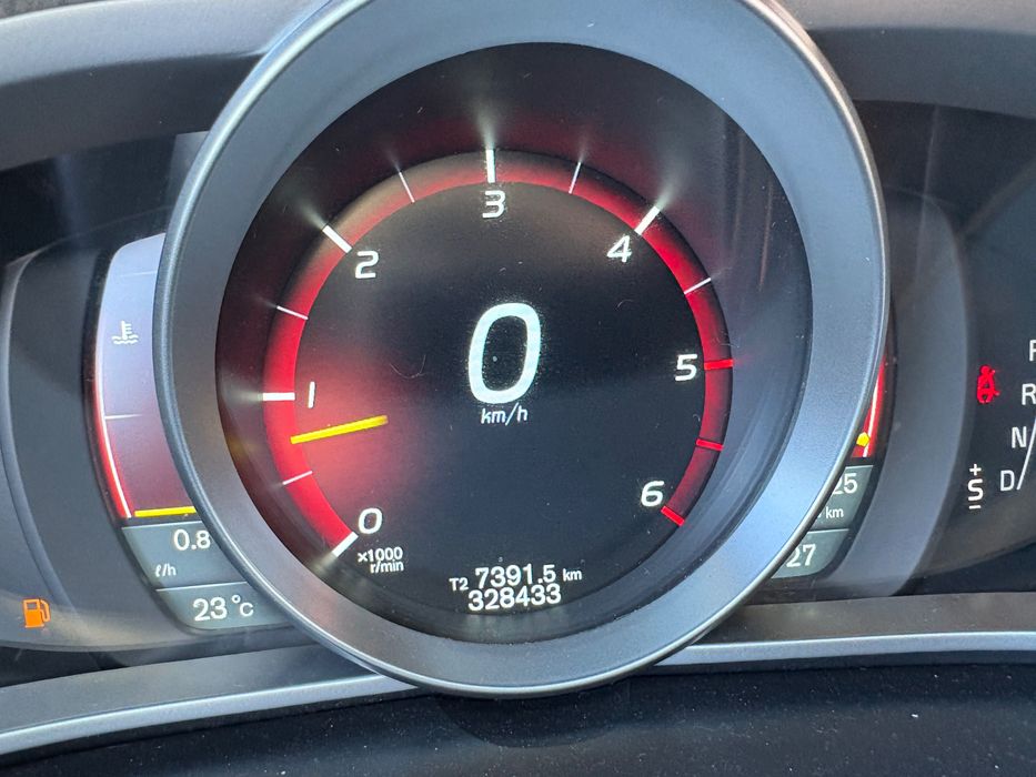 Volvo V40 II 2 2013 rok 2.0 D automat w całości na części bez prawa re