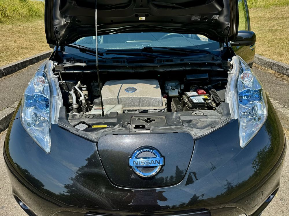 Nissan Leaf 2014 Tekna/BOSE/360
